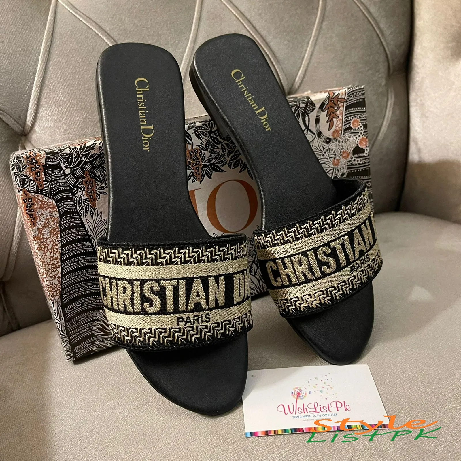Best Price CD Slippers Embroidered 