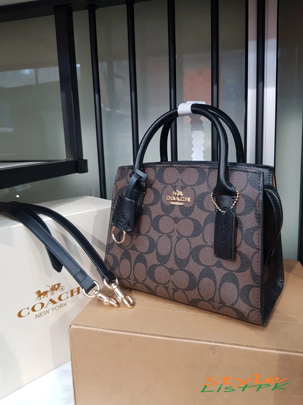 Best Price Coach Andrea Carryall Bag