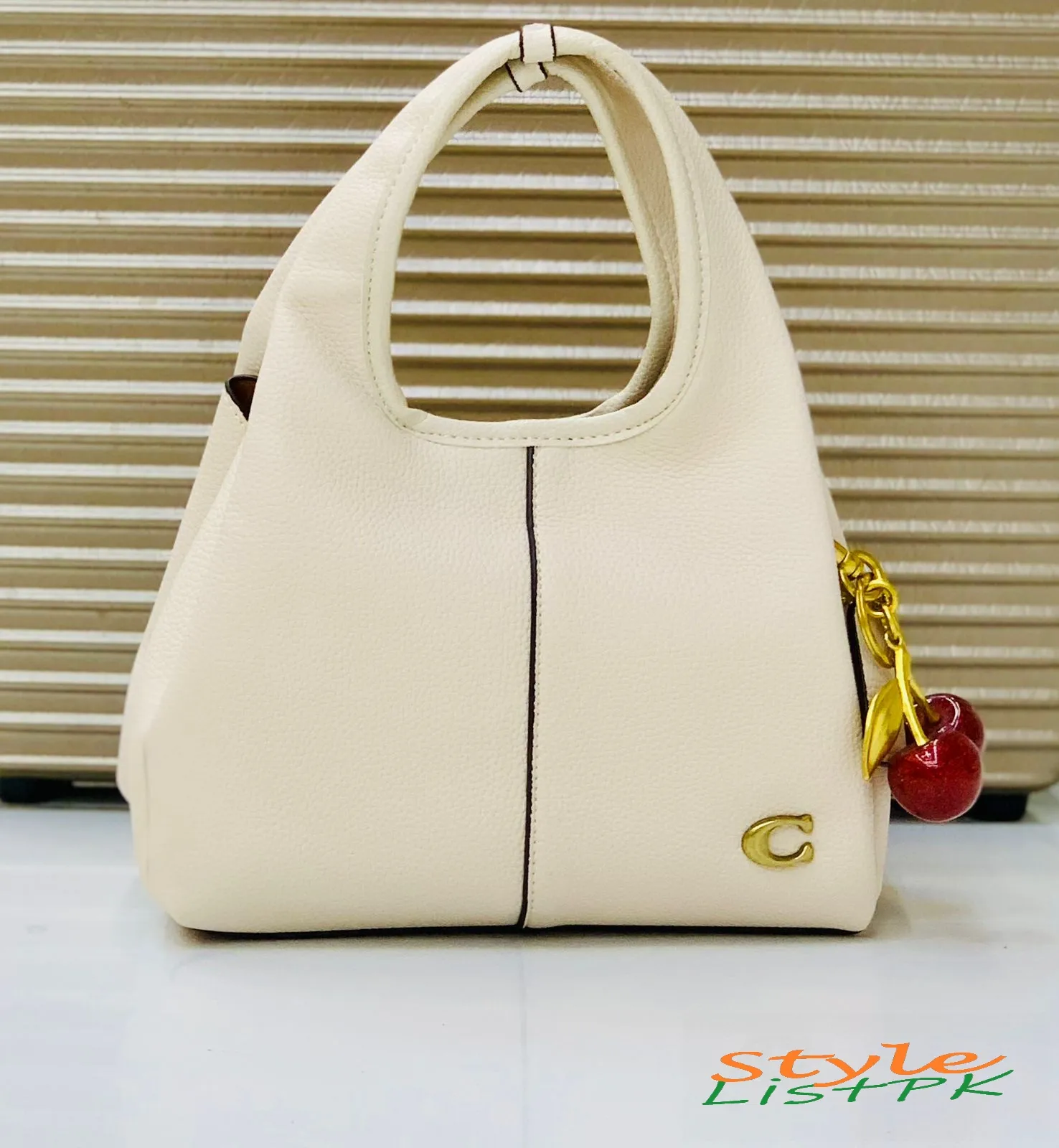 Best Price Coach Lana Shoulder Bag 