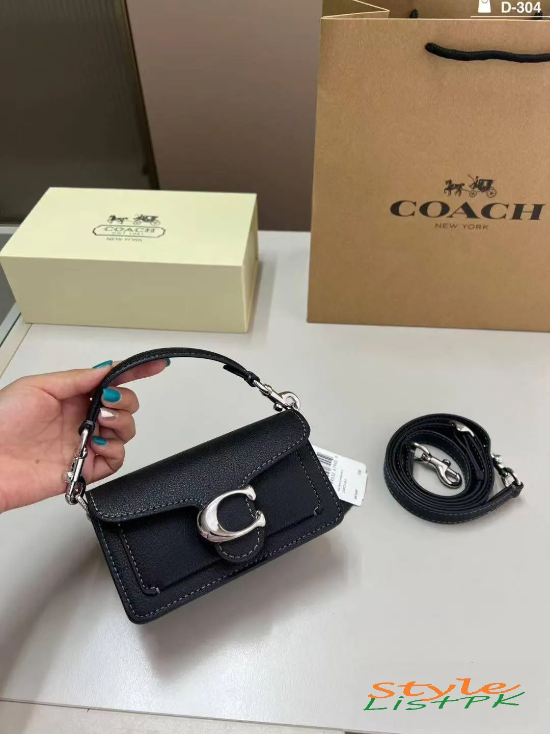 Best Price Coach Tabby 12 Leather 