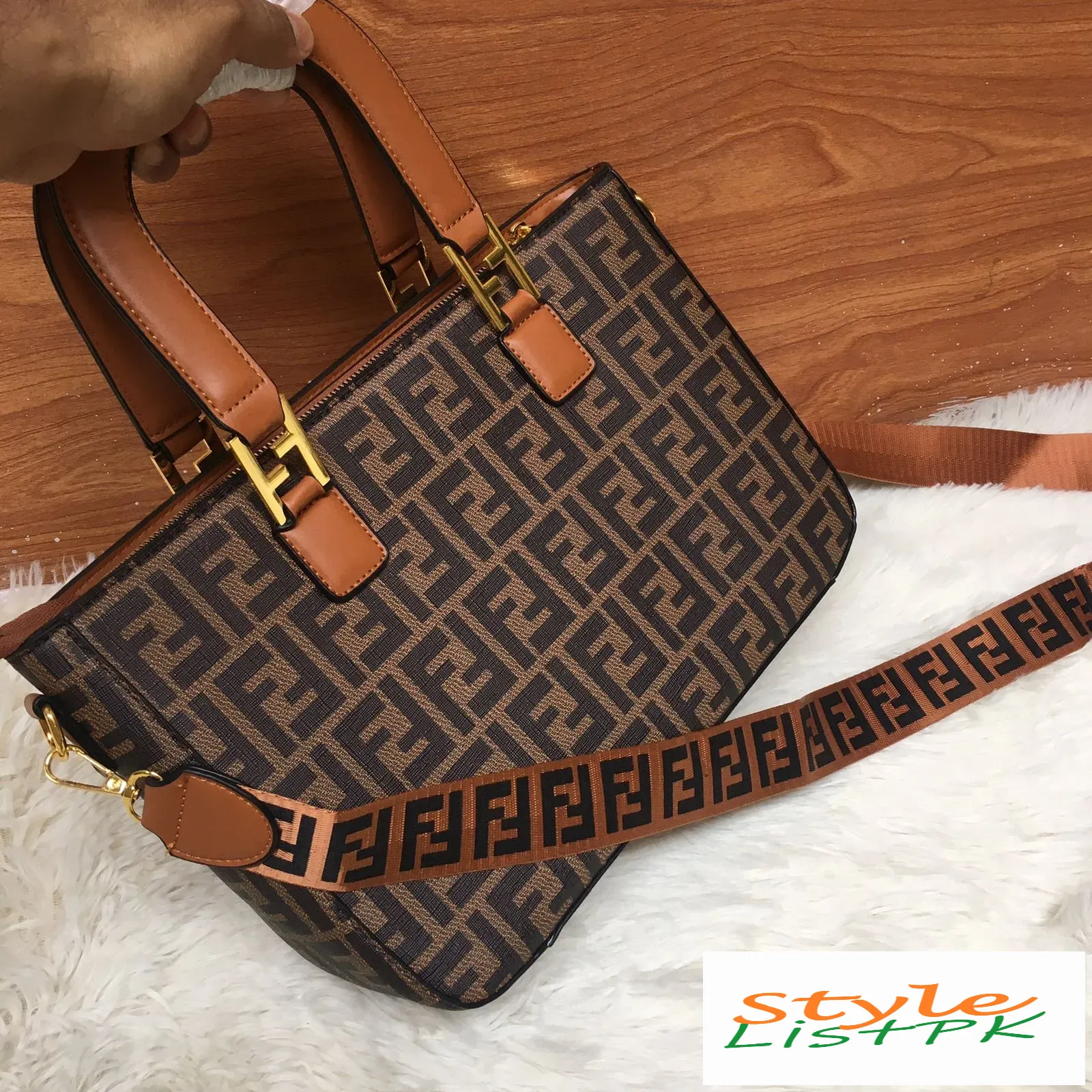 Best Price Fendi Hand Bag
